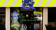 Hotel UND&ndash; smart alpine stay