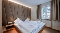 Crystls Aparthotel-Garni