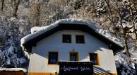 Apartment Walesi