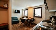 CLUB HOUSE