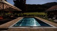 Hotel loj - our kind of place