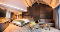 zur Vergrößerung klicken